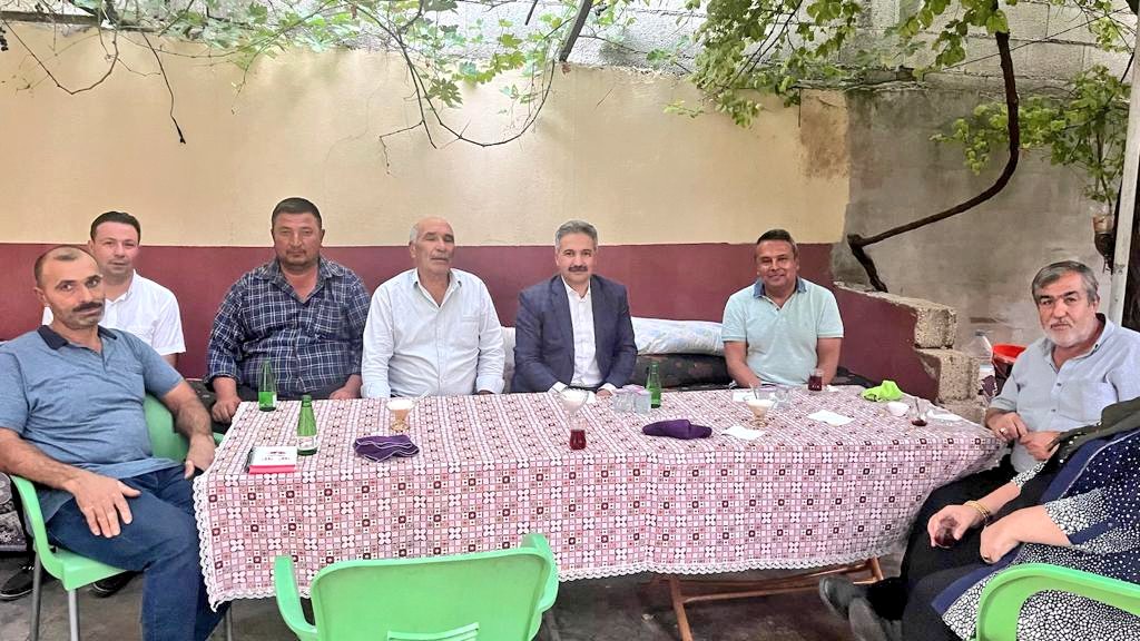 Kaymakamımız Mehmet Emin Taşçı, Sarıt Mahallemizi ziyaret ederek vatandaşlarımız ile bir araya geldi.